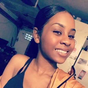 Meet your Posher, Tiffannie